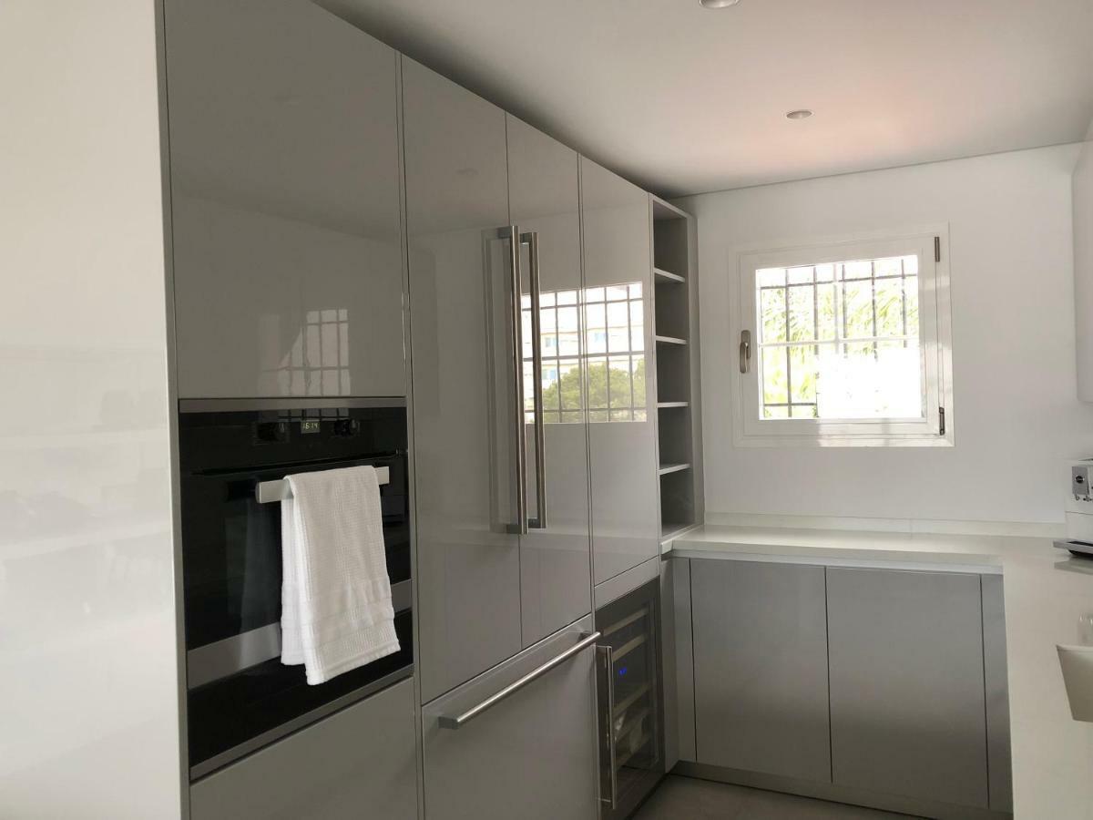 Modern Apartment Puente Romano Marbella Exterior photo