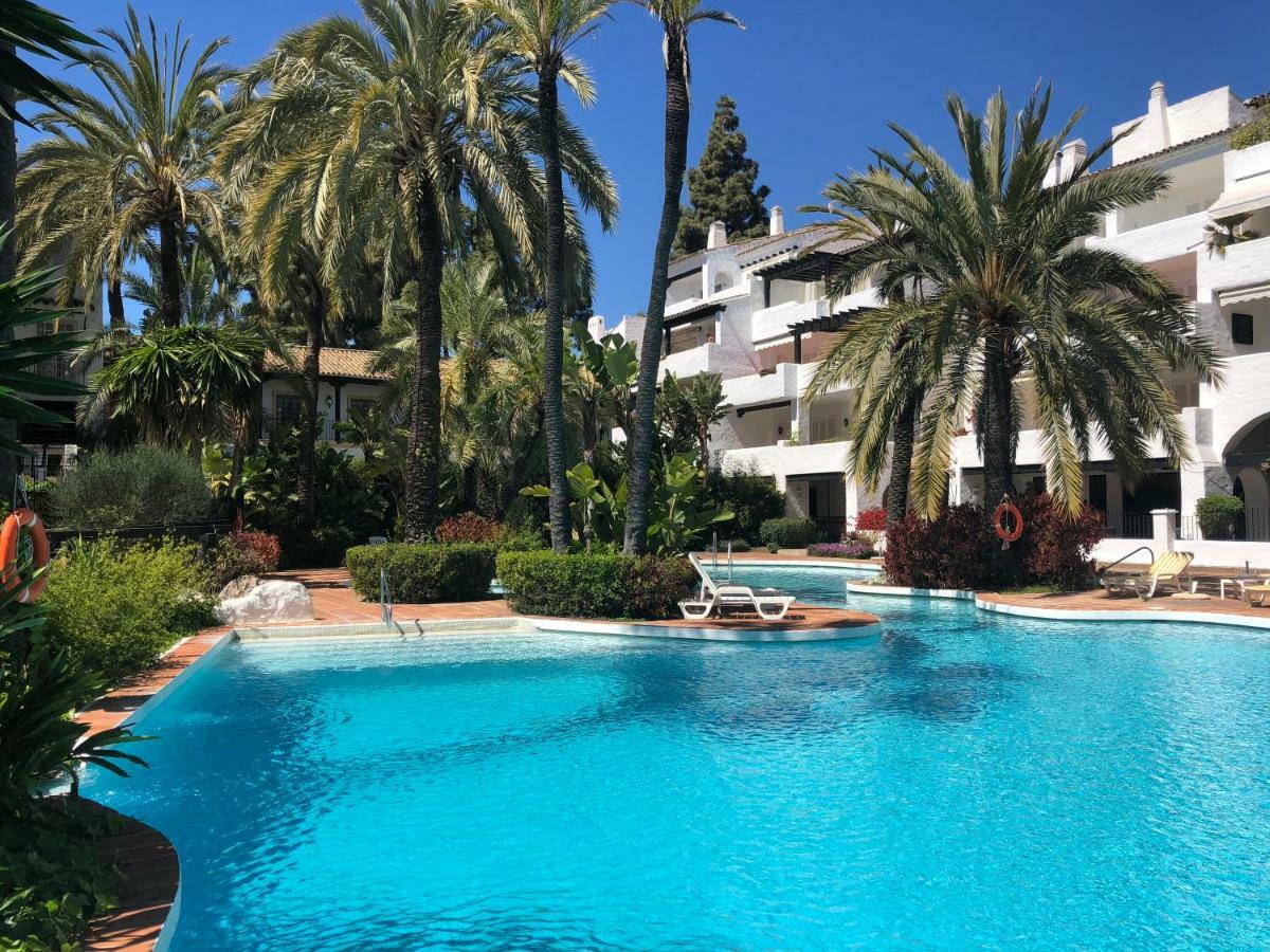 Modern Apartment Puente Romano Marbella Exterior photo